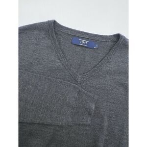100% Merino Wool J. Crew Sweater Men Size‎ Small Gray Knit Long Sleeve V-Neck